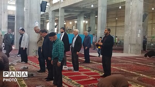 قرائت دعای استغاثه به امام زمان (ع) در مسجد جامع نیشابور 
