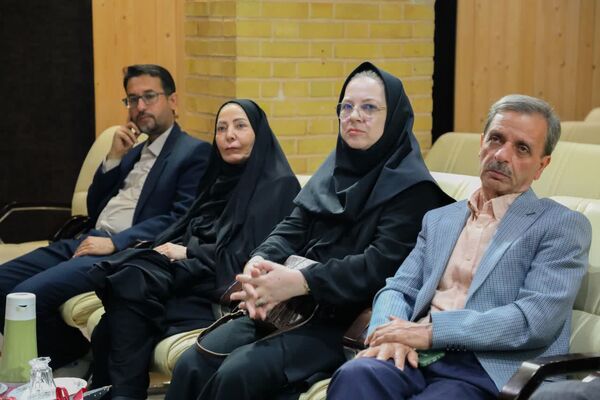 مراسم بزرگداشت ایرج افشار در دانشگاه امام‌جواد(ع) یزد