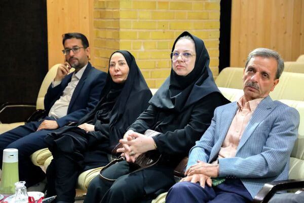مراسم بزرگداشت ایرج افشار در دانشگاه امام‌جواد(ع) یزد