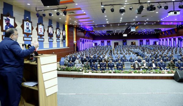 اختتامیه جشنواره تولیدات مجازی نیروی هوایی با تقدیر از روایتگران جوان