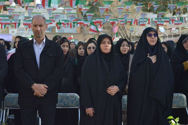 طنین زنگ انقلاب در بهارستان‌دو 