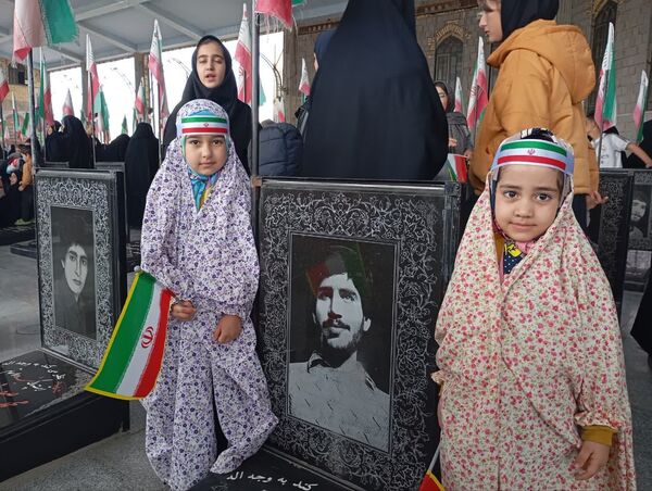 اقتدار کودکان نی‌ریزی در حماسه 22 بهمن
