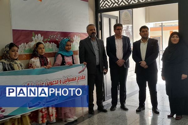 برپایی نمایشگاه طرح جابر در مدرسه حسنا بهارستان‌۲