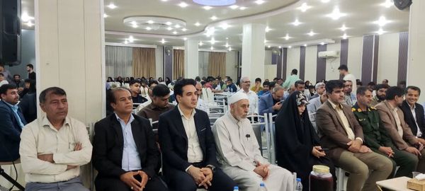 جشن تجلیل ازمقام والای معلم در بندرخمیر