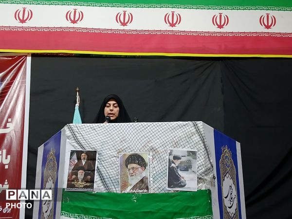 بیعت بانوان جیرفت‌زمین با رهبر انقلاب اسلامی