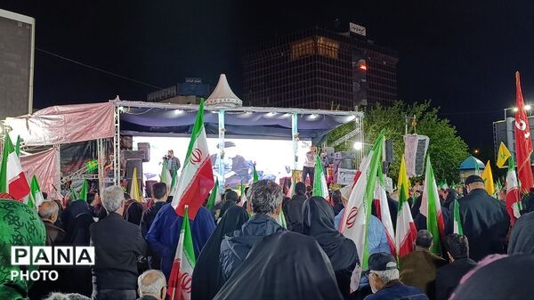 شکوفه‌های لبخند دختران ایران؛ جشن میلاد حضرت معصومه (س) و طراوت روز دختر