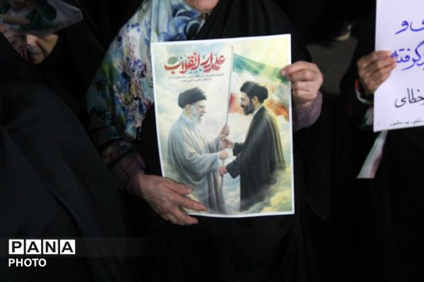 تجمعات شبانه، جلوه ای از دفاع مردم از حقوق ملت 