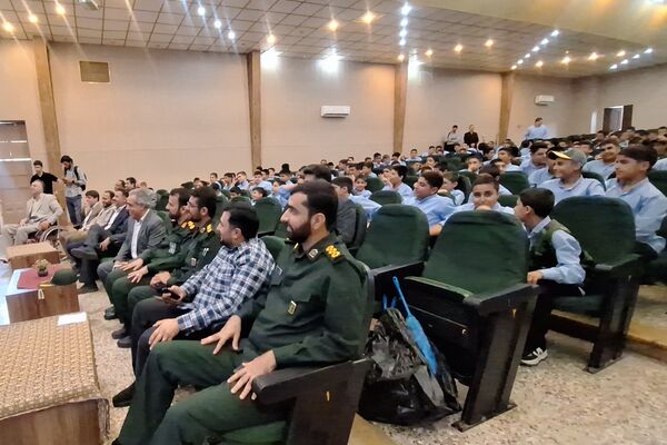 آیین بزرگداشت مقام شهدا و تجلیل از خانواده شهدا و ایثارگران 