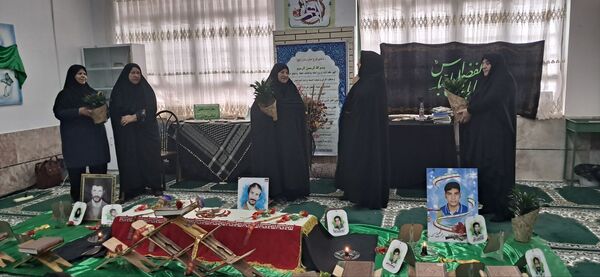 حضور مادران شهدا در مدرسه شهید رزمی خلیل آباد