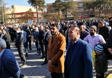 حضور پرشور فرهنگیان آموزش و پرورش در حماسه پرشکوه ۹ دی اصفهان