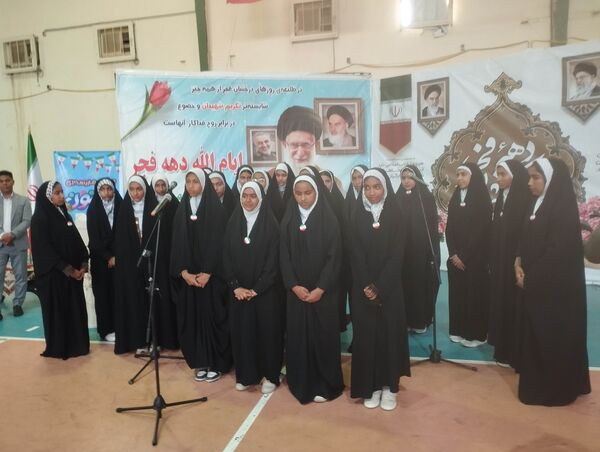 حضور پرشور مردم باغ‌شهر فین در راهپیمایی ۲۲ بهمن