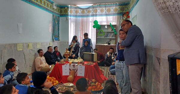 جشن یلدا و شور و نشاط در مدرسه فرهنگ شهیدان تهامی خلیل آباد