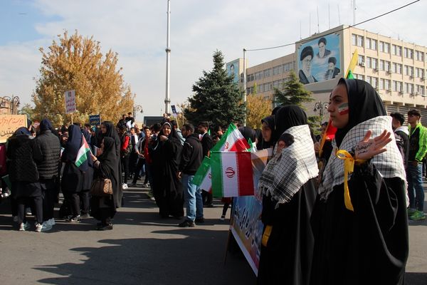 راهپیمایی 13 آبان در ارومیه