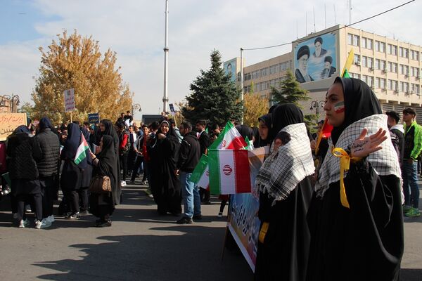 راهپیمایی 13 آبان در ارومیه