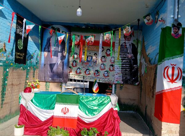 طنین زنگ استکبارستیزی در دبیرستان دخترانه تکتم باخرز