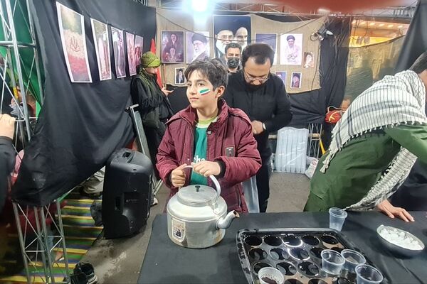 موکب‌های مردمی در راهپیمایی‌های اقتدار قم