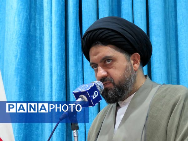 برگزاری میزخدمت آموزش و پرورش در محمدشهر کرج