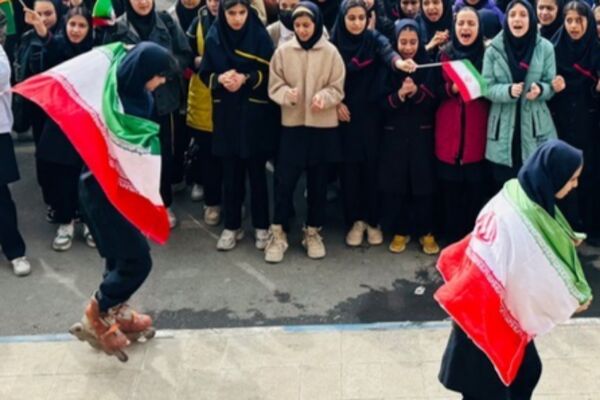 فرزندان ایران از مدارس شهریار تا راهپیمایی