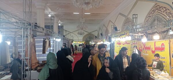 برپایی نمایشگاه بهاره در کاشمر