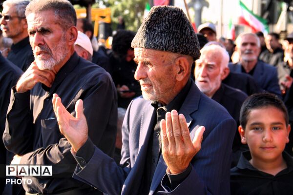 تجمع پرچمداران حسینی همدان در ماه محرم