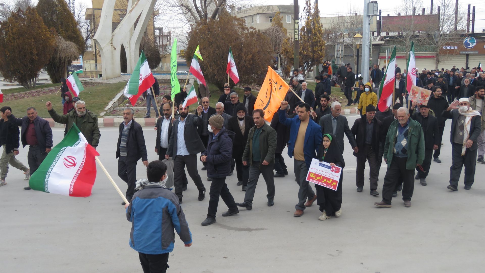 خانواده‌ها و کنشگران شناختی، نقشه دشمن را برای نوجوانان و جوانان، شفاف کنند