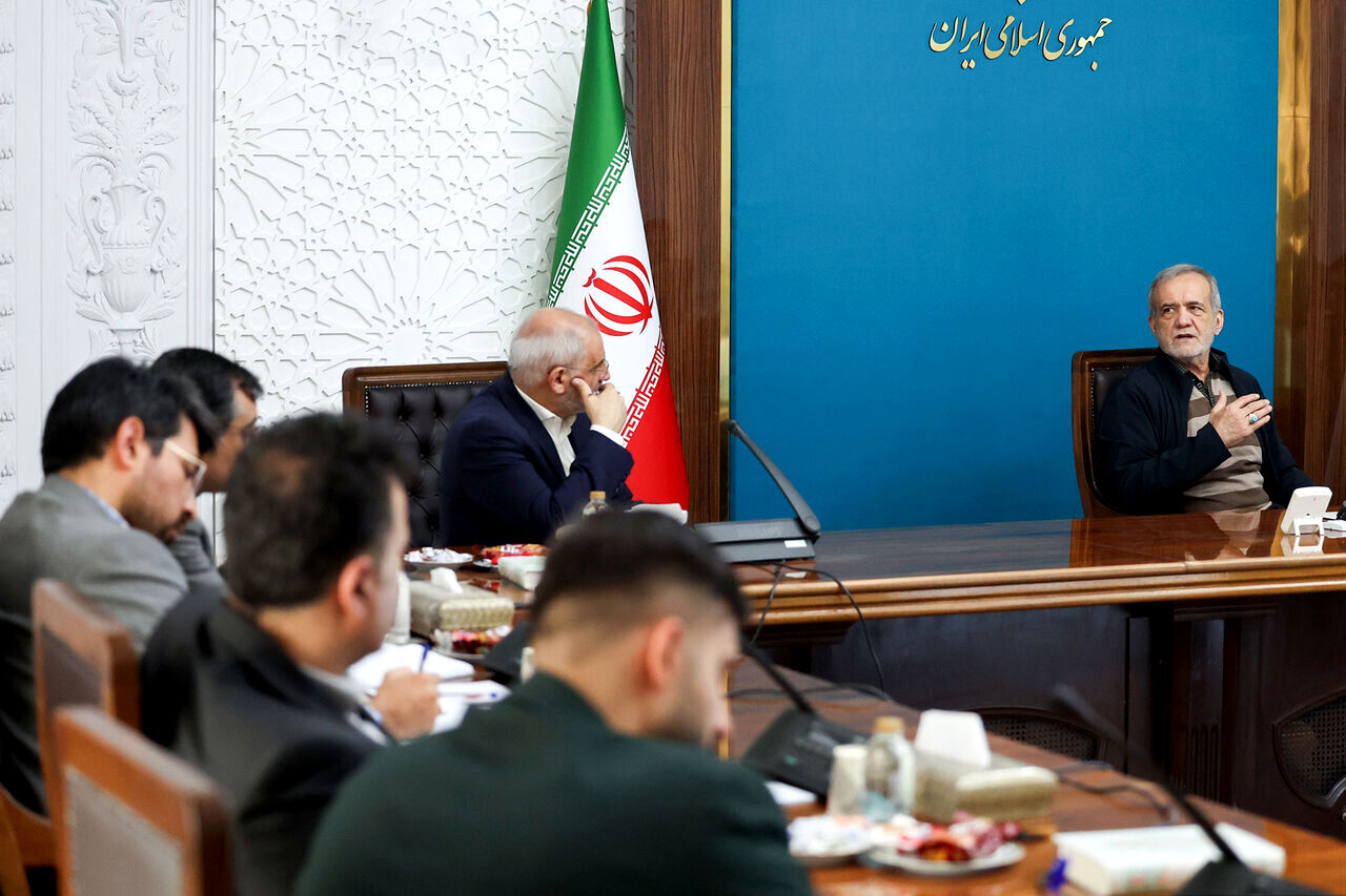 پزشکیان: حل چالش انرژی با راهکارهای متنوع و مشارکت‌محور دنبال می‌شود