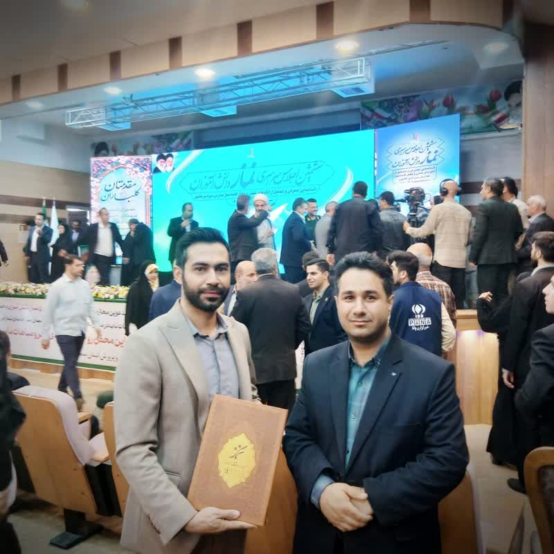 کارشناس قرآن آموزش و پرورش آذربایجان غربی، خادم برتر اقامه نماز شد