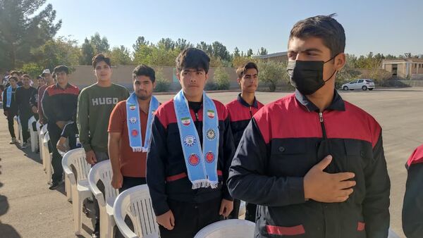 آیین نواختن زنگ استکبار ستیزی و یادواره وطن یار در هنرستان آیت الله خامنه‌ای بجستان