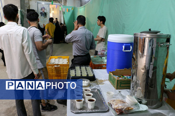 یادواره سادات شهید و چهلم شهدای خدمت در قم