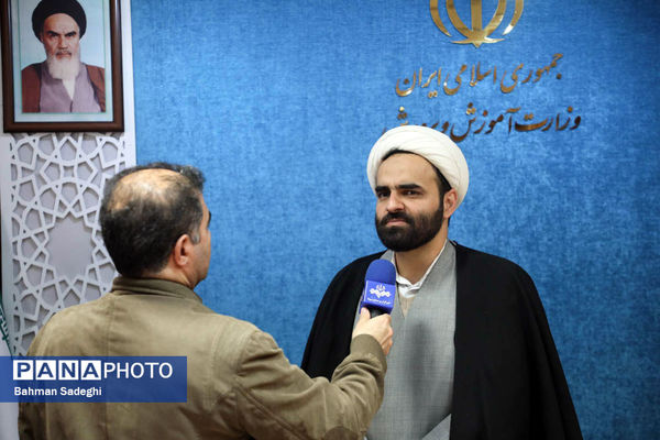 جلسه کمیته فرهنگیان و دانش آموزی ستاد دهه فجر