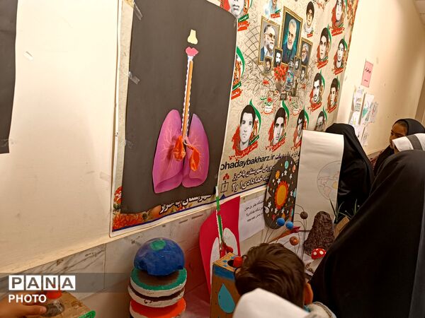نمایشگاه خلاقیت کودکان مدرسه‌ شهید خدادادی