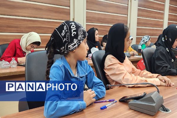 جلسه پنجم دوره مجری شو