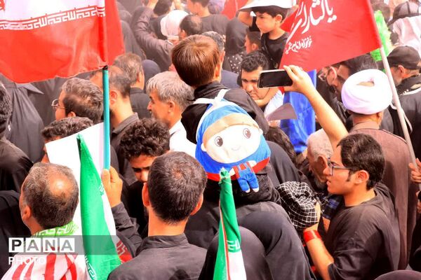 تشییع تاریخی پیکر رهبر شهید از جمکران تا حرم کریمه اهل بیت (س)
