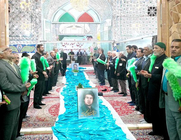 غبارروبی مزار امامزاده سید حمزه کاشمر 