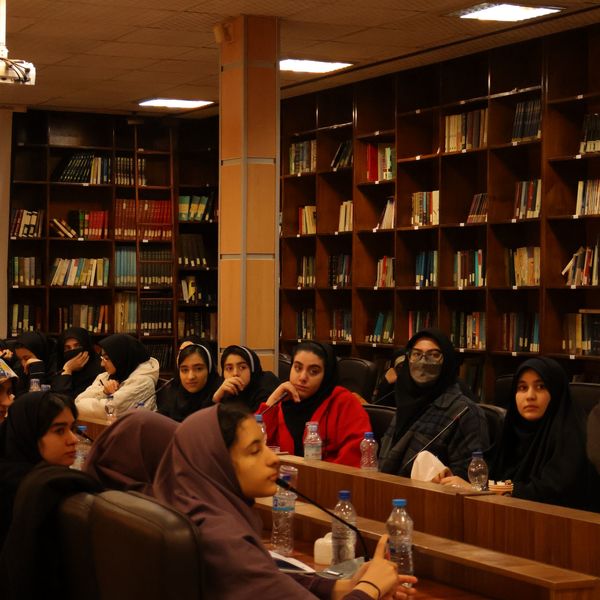 آموزش خبرنگاری ویژه دانش‌آموزان منطقه ۱۰