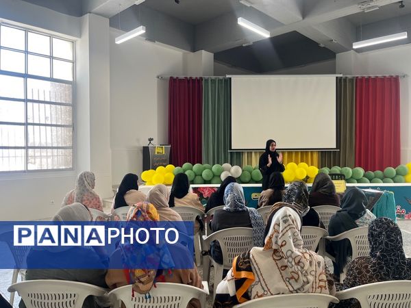 جلسه اولیا و مربیان پایه سوم در دبستان شهید تندگویان