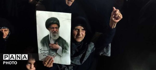  پلاکارد ها و پرچم ها فانوس راه حق 