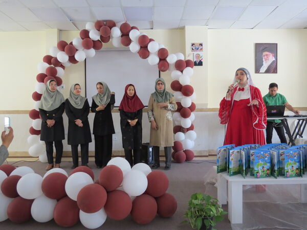جشن الفبا در مدرسه دخترانه امام خمینی(ره) بجنورد