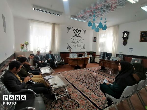 دیدار مدیر آموزش و پرورش کاشمر با مدیران و کارکنان کانونهای فرهنگی تربیتی کاشمر