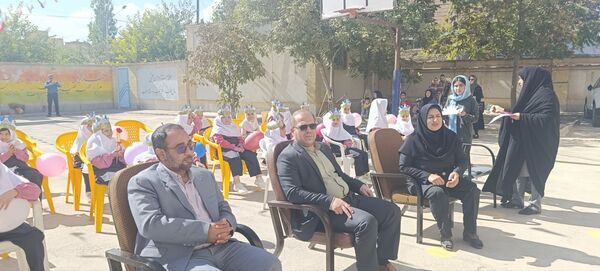 جشن شکوفه‌ها در مدارس سملقان
