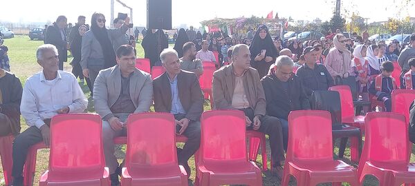 همایش پیاده‌روی در روستای کروا قائمشهر