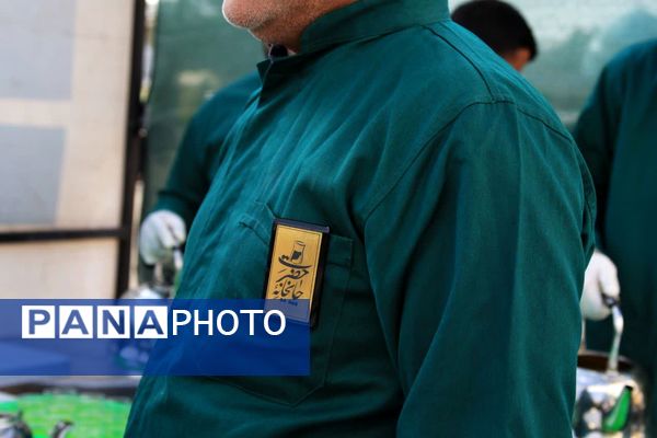 برنامه تلویزیونی محفل قرآنی خــادم الرضــا