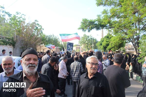 خاکسپاری دو شهید جنگ سوم در گلزار شهدای روستای فردو