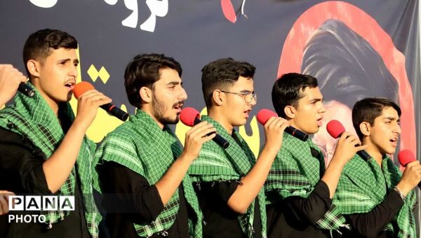 وداع باشکوه مردم با پیکر رهبر شهید در نخستین روز  وداع در مصلی تهران