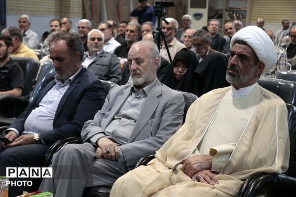 یادواره «لاله های سفید» در قم