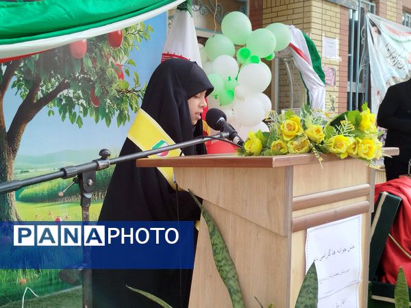 آغاز سال تحصیلی جدید و نواختن زنگ مهر در کاشمر