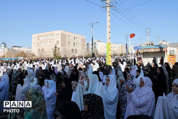 نماز عید سعید فطر در شهرستان پردیس