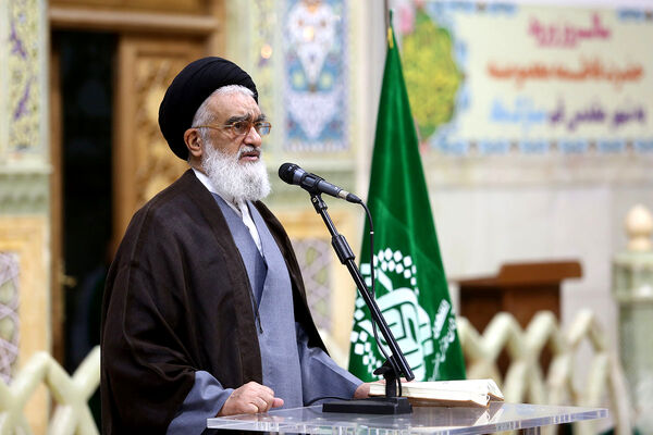 آیین خطبه خوانی خادمان حرم حضرت معصومه(س) به مناسبت روز قم