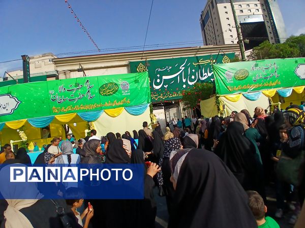 موکب بزرگ شرکت نان قدس رضوی در روز شریف ولادت امام رضا (ع)