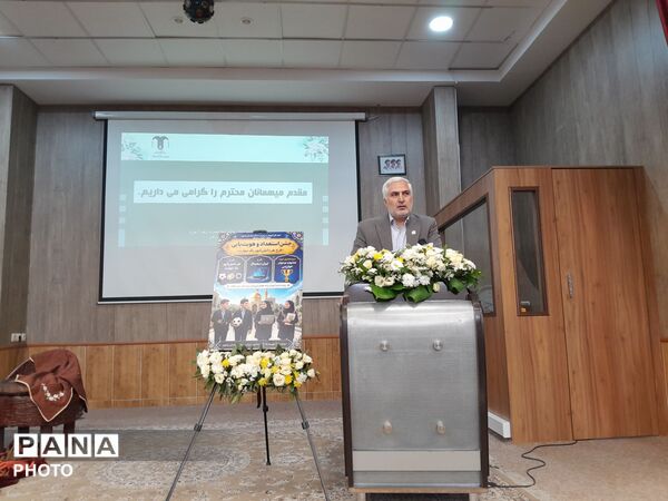 افتتاحیه سیزدهمین دوره جشنواره نوجوان خوارزمی در دبیرستان مصلی نژاد حضرت زهرا(س) ناحیه ۳ 
